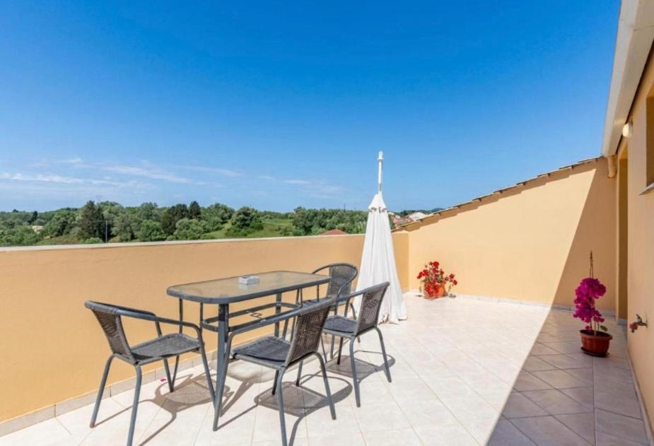 Apartmán La Soffitta Di Bampina Perivólion Exteriér fotografie