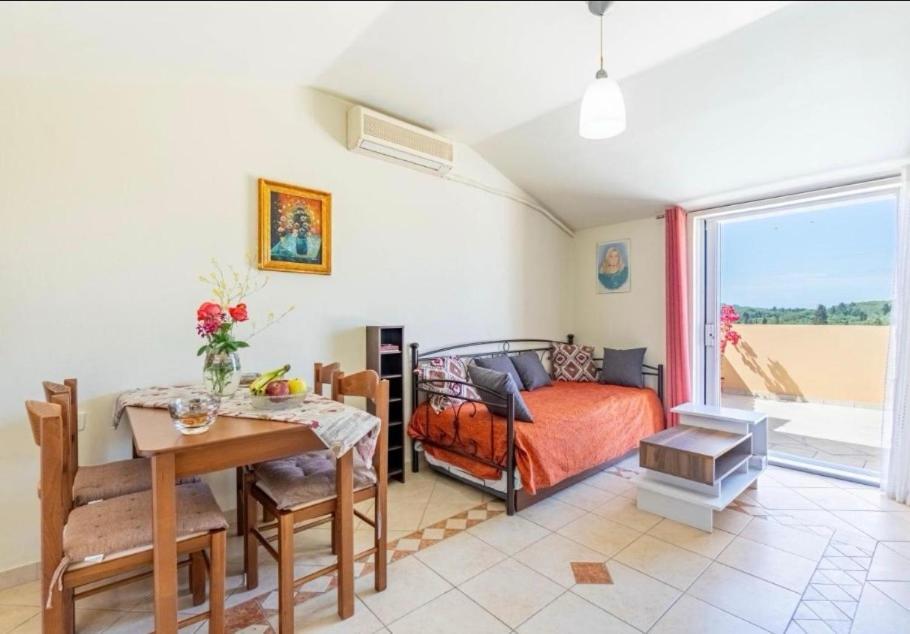 Apartmán La Soffitta Di Bampina Perivólion Exteriér fotografie